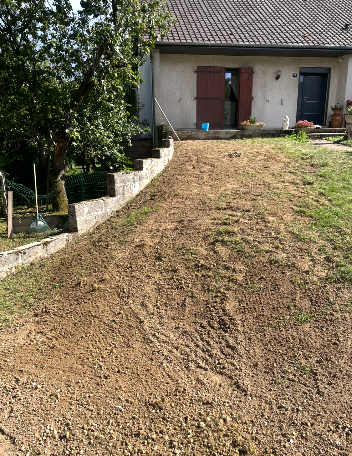 Pose de tuyau et remblai